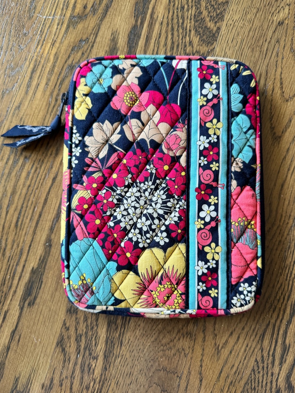 Vera Bradley Happy Snails iPad Mini Tablet Sleeve Retired Quilted Case
